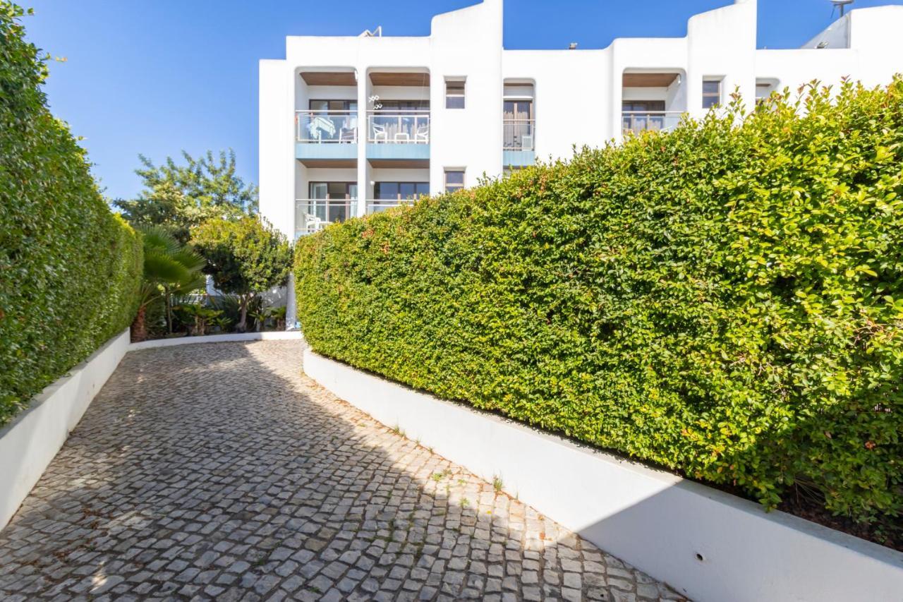 Zarco - Cosy Apartment In Vilamoura With A Balcony With View To The 2 Swimming Pools - Near The Beach & The Marina Quarteira Eksteriør billede